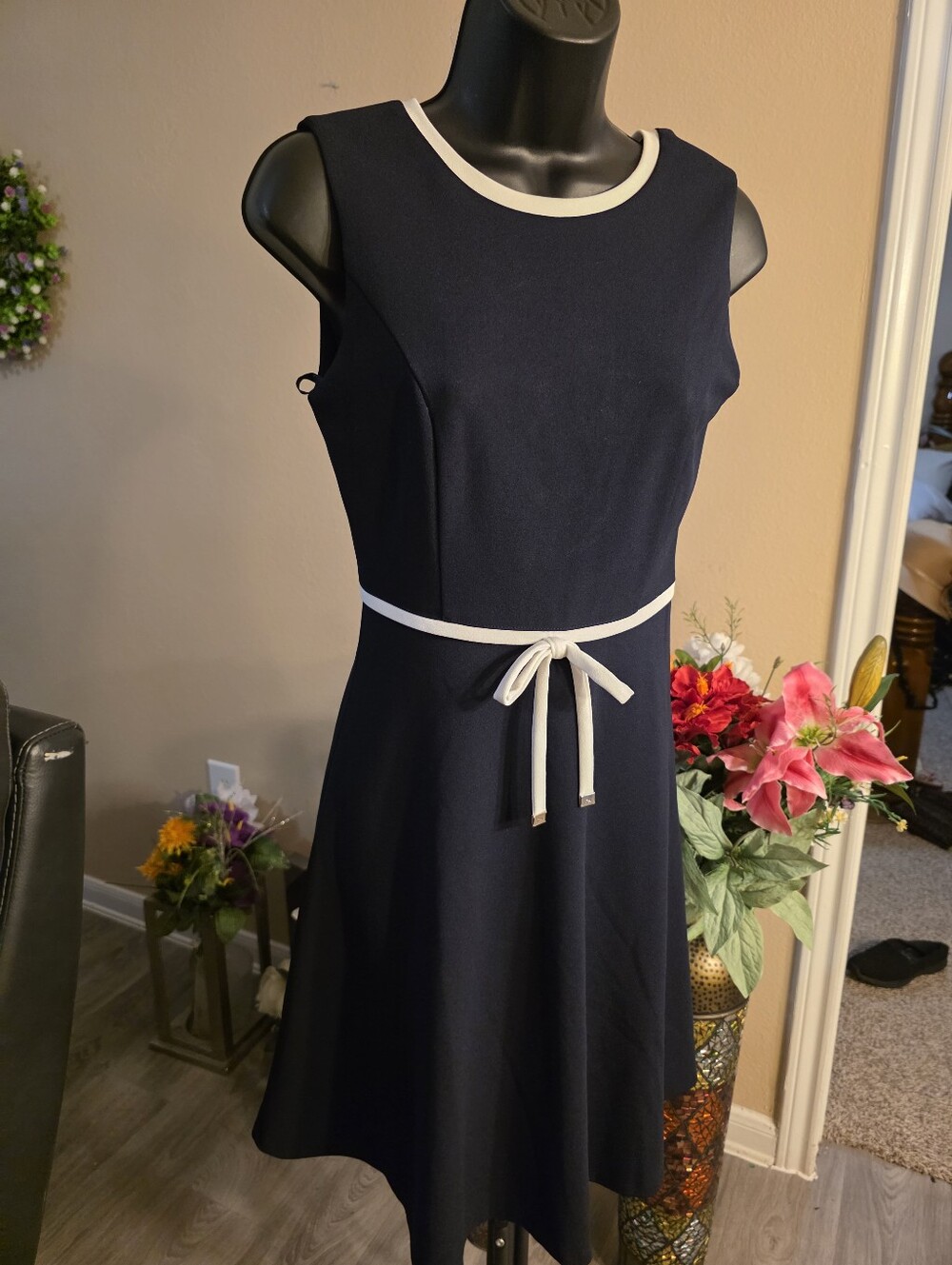 Tommy Hilfiger Navy Sleeveless Fit-and-Flare Dress with White Trim
